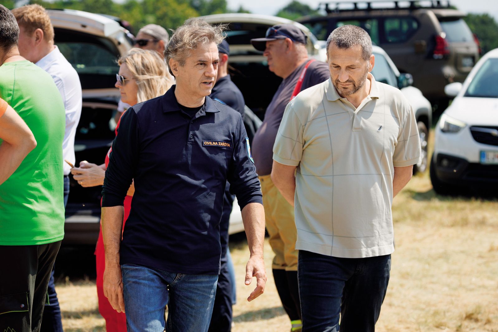 Predsednik vlade Robert Golob in (takrat še) državni sekretar na ministrstvu za obrambo Damir Črnčec