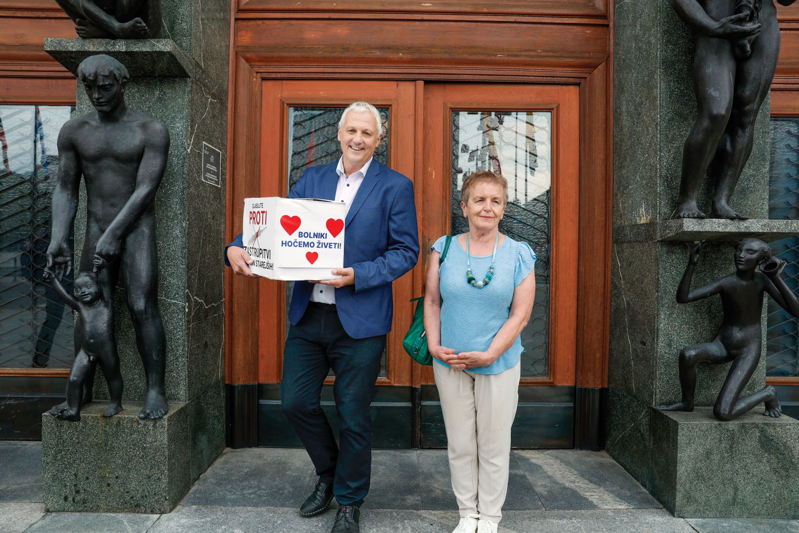 Promotorja novega referenduma: Aleš Primc in Milena Miklavčič