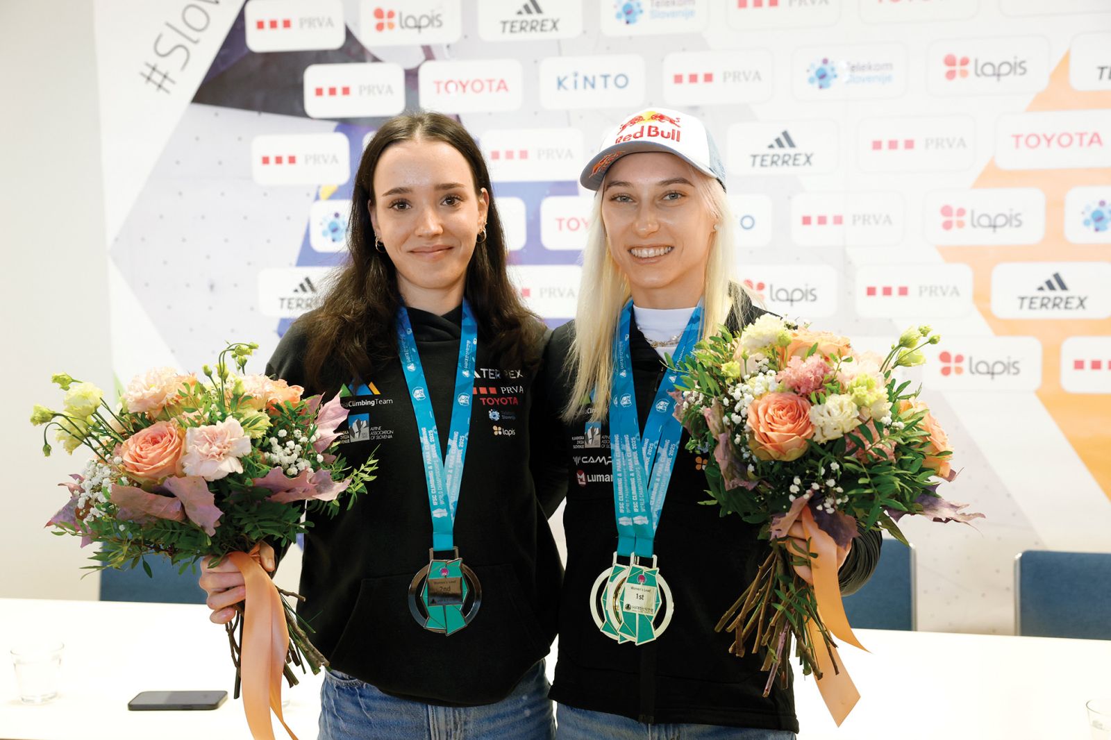 Nepremagljiva dvakrat zlata Janja Garnbret in srebrna Rosa Rekar po svetovnem prvenstvu v športnem plezanju in paraplezanju v Seulu 2025, PZS, LJ | Borut Krajnc
