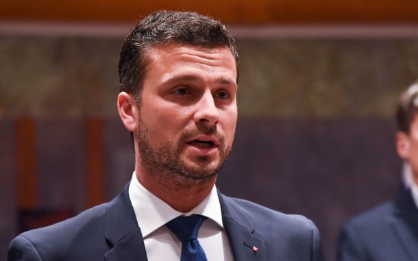Odstopil poslanec SD