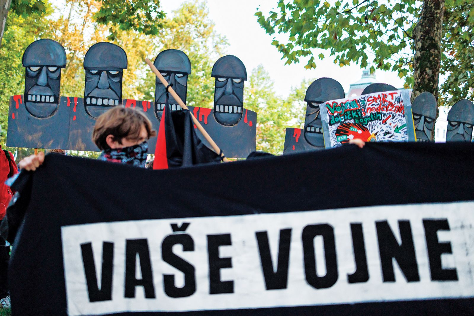 Protestni shod proti srečanju zveze Nato v Ljubljani | Luka Dakskobler