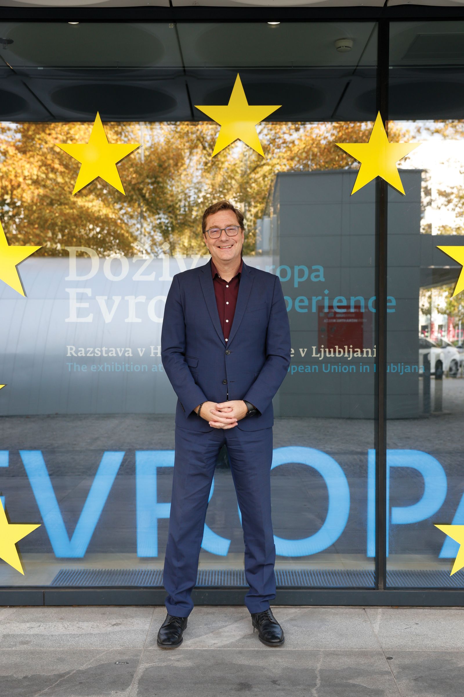 Vladimir Prebilič, dolgoletni župan Kočevja, profesor in evropski poslanec, vstopa v slovenski politični prostor z lastno stranko. Kakšna so njegova politična prepričanja in s kom bo sodeloval?