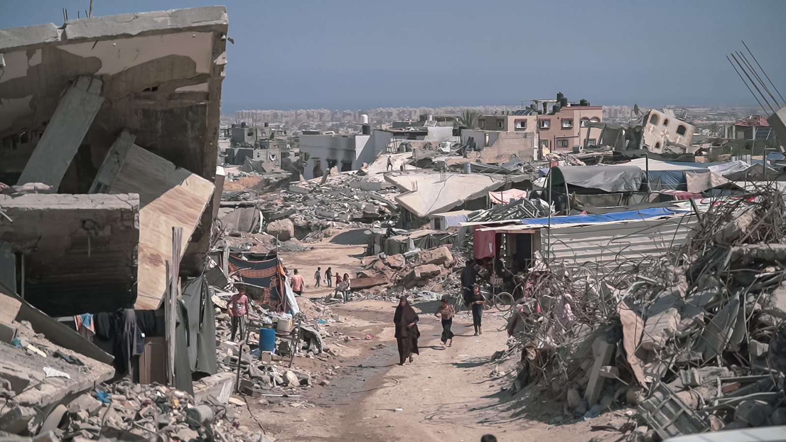 Izrael izvedel zračne napade na Gazo