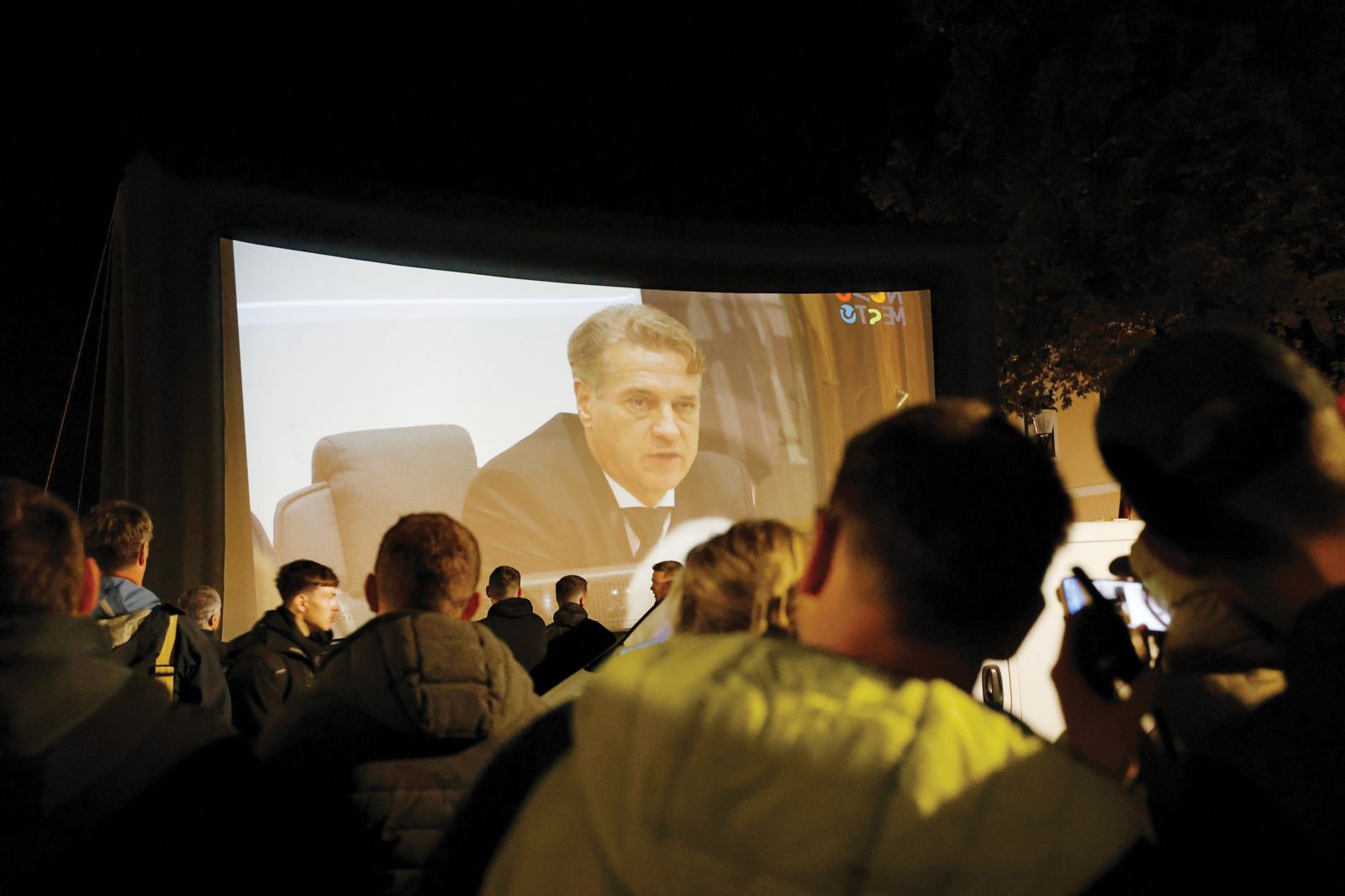 Sprožiti bi se morali vsi alarmi