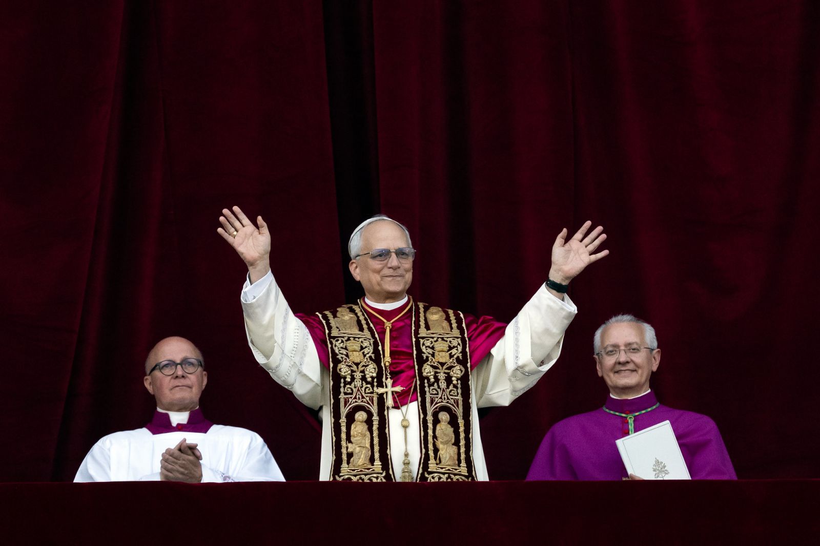 Cerkev bi vas nadzirala tudi v postelji