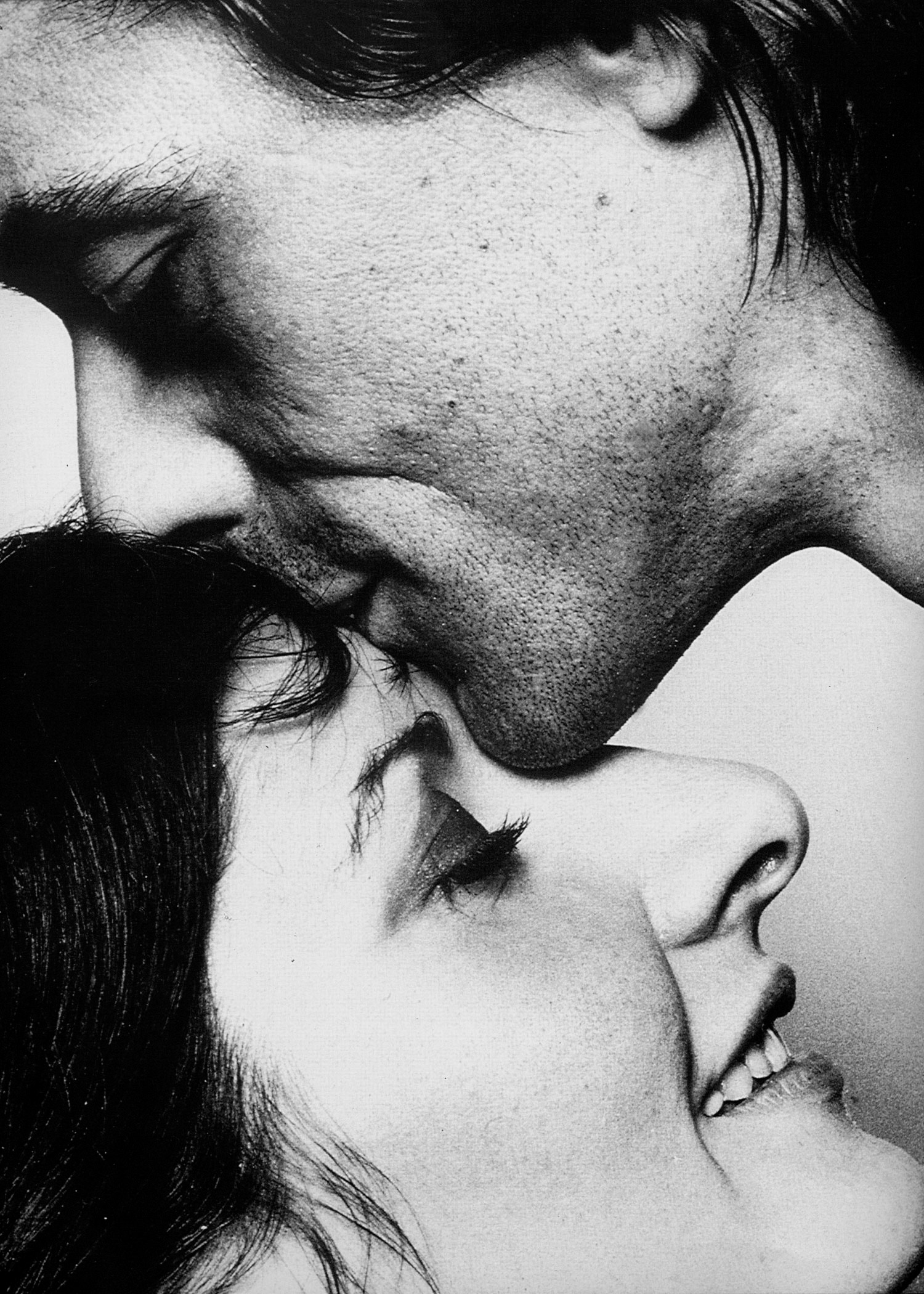 Marina Abramović in Ulay v Amsterdamu leta 1976 – prav tam in prav tistega leta se je začela njuna skupna umetniška in zasebna pot. Trajala je dvanajst let. 