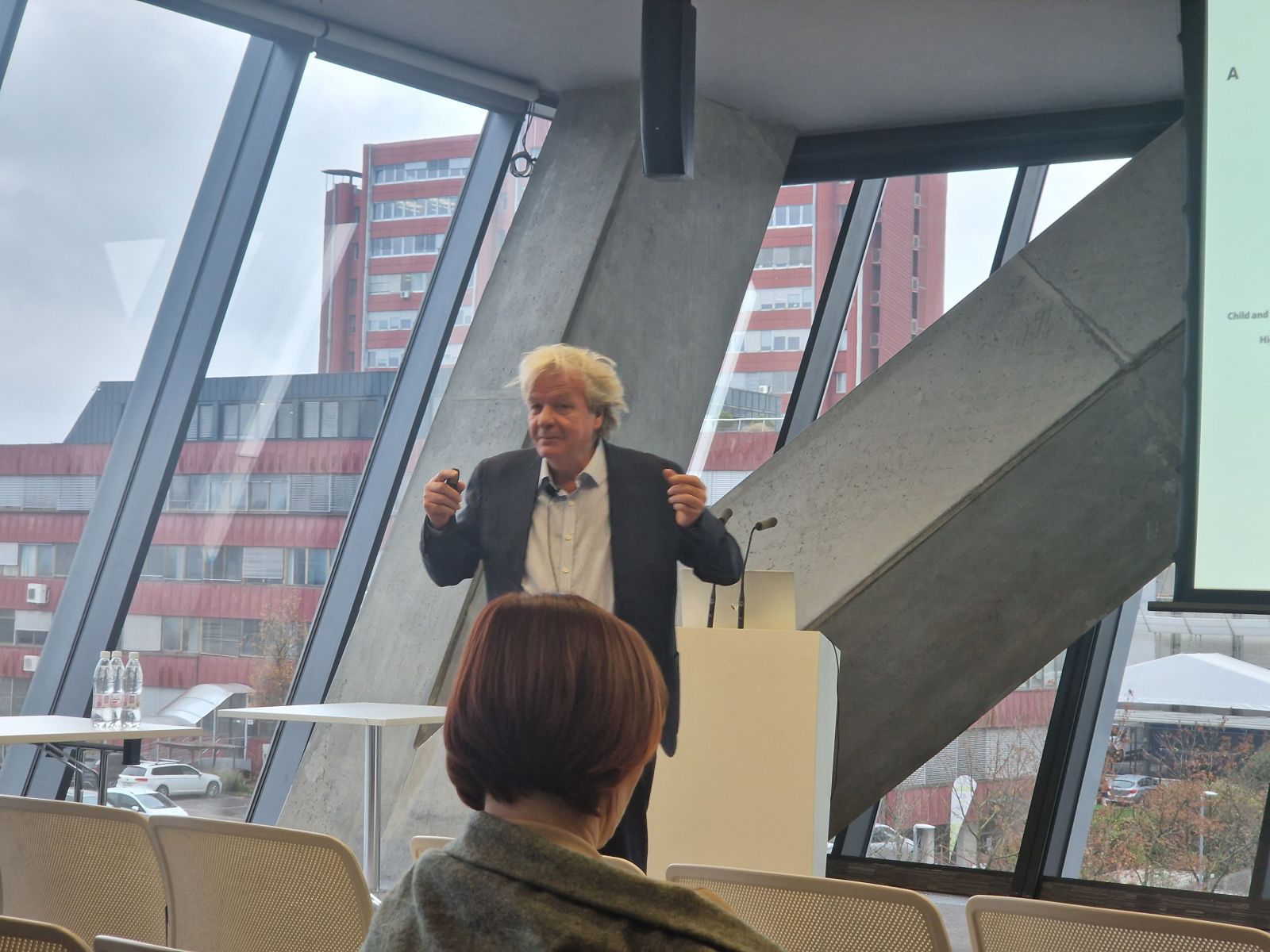 Dr. Zlatko Fras, specialist interne medicine in kardiologije ter vaskularne medicine UKC Ljubljana: Onesnažen zrak je pomemben, znanstveno podprt, zlasti pa popravljiv dejavnik tveganja za bolezni srca in ožilja.