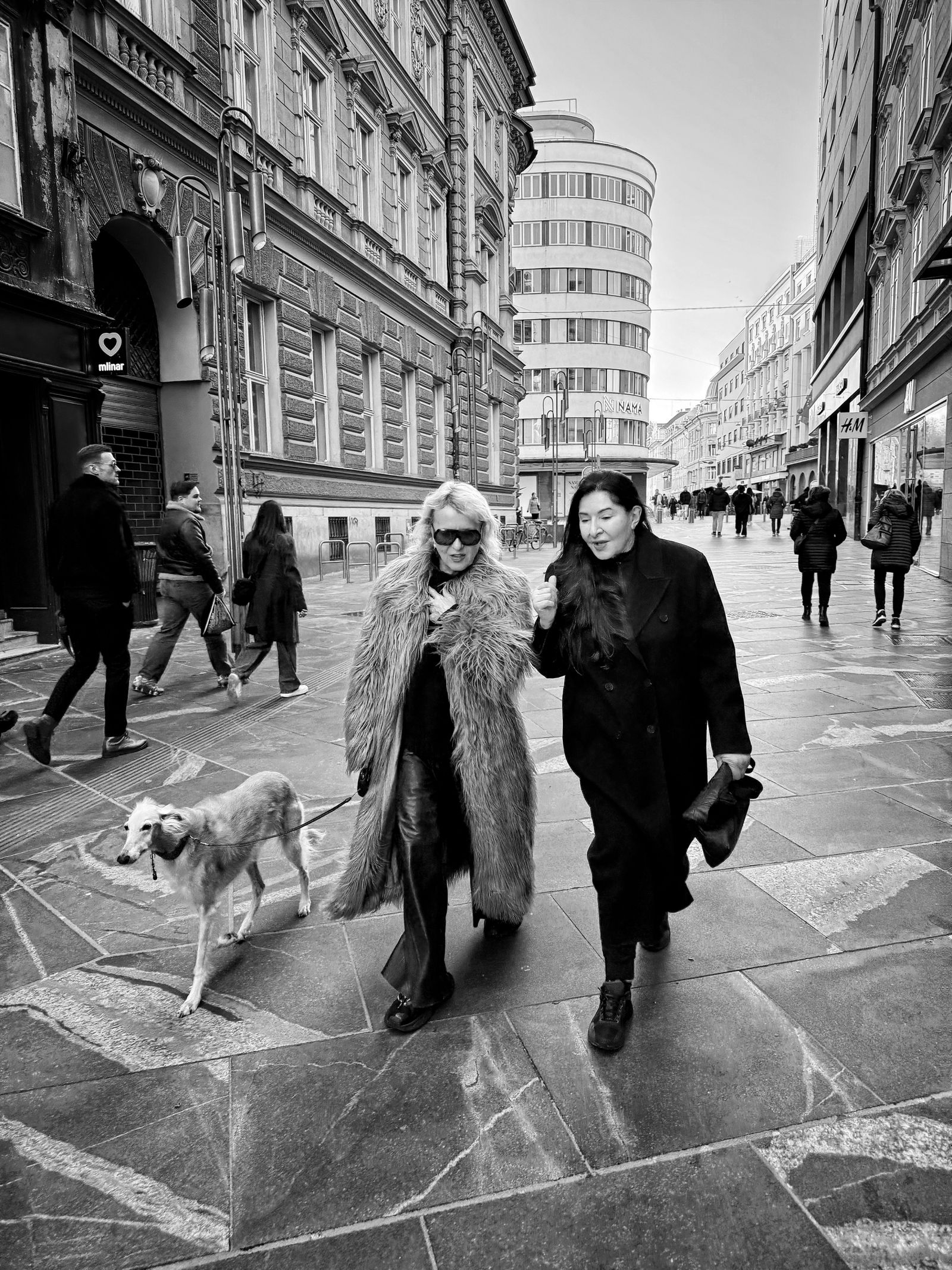 Lena Pislak in Marina Abramović; pred razstavo Art Vital v Cukrarni, LJ | Igor Andjelić