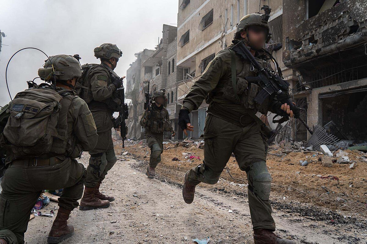 Vojni dobičkarji / Rekordni prihodki proizvajalcev orožja