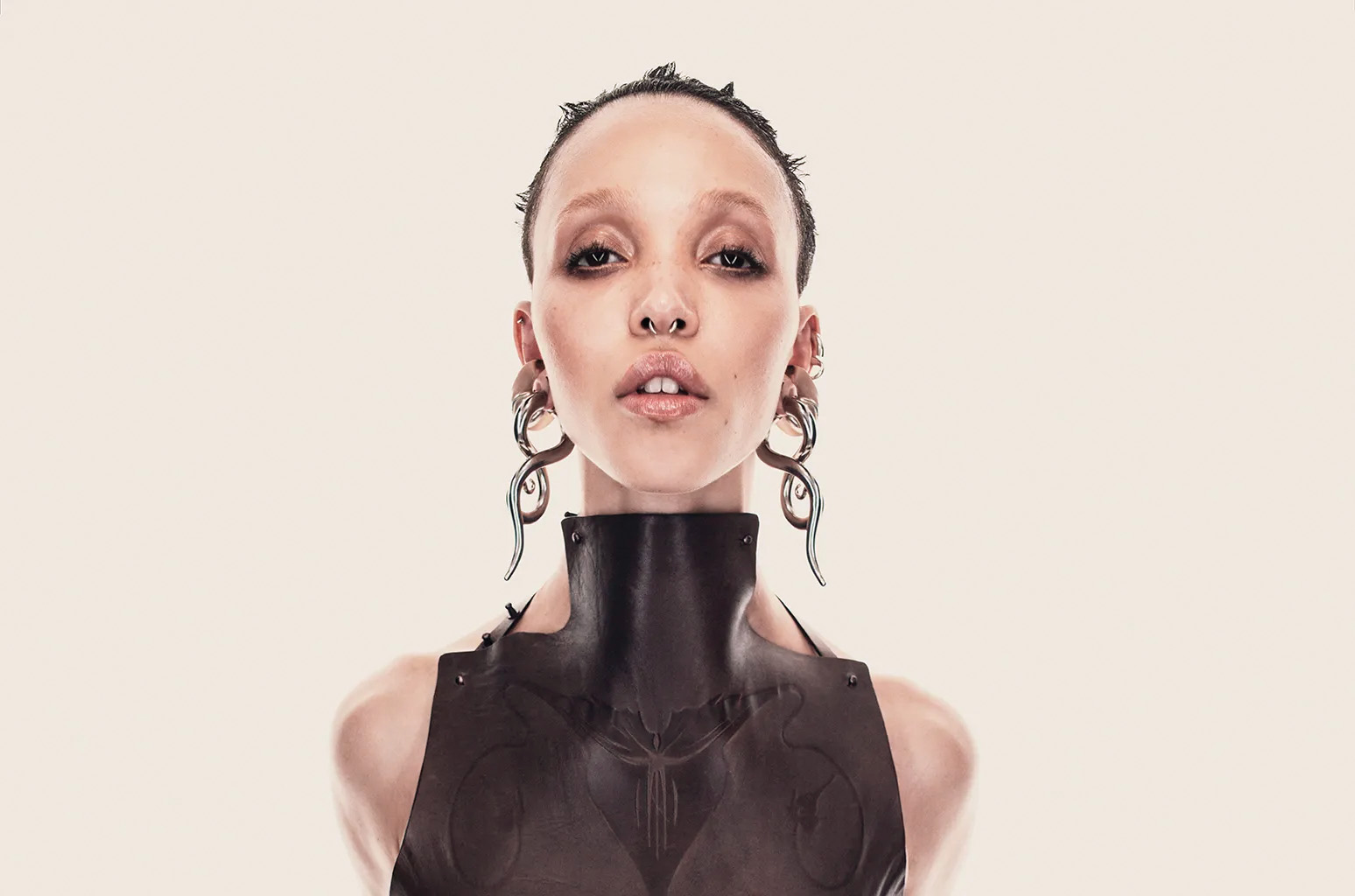 Nadgradnja plošče Eusexua ponazarja duševno in telesno stanje udeležencev zabave po zabavi.