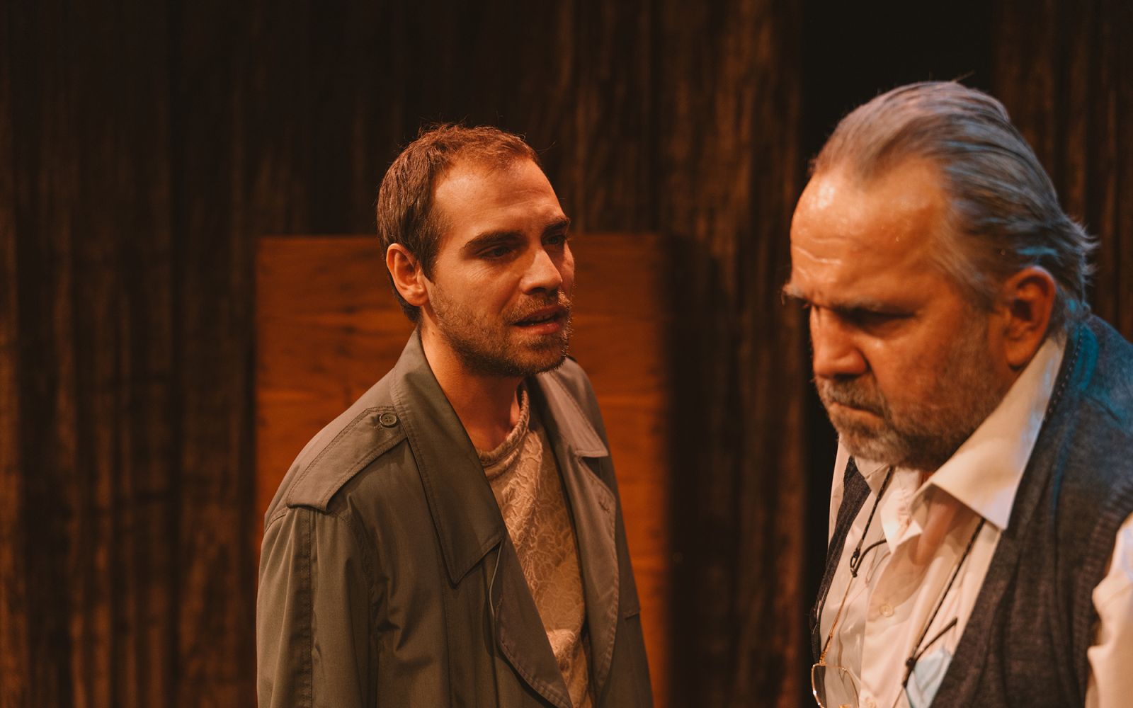 »Bistvo gledališča je, da pripoveduje o časih, v katerih živimo, ali sluti tiste, ki prihajajo«