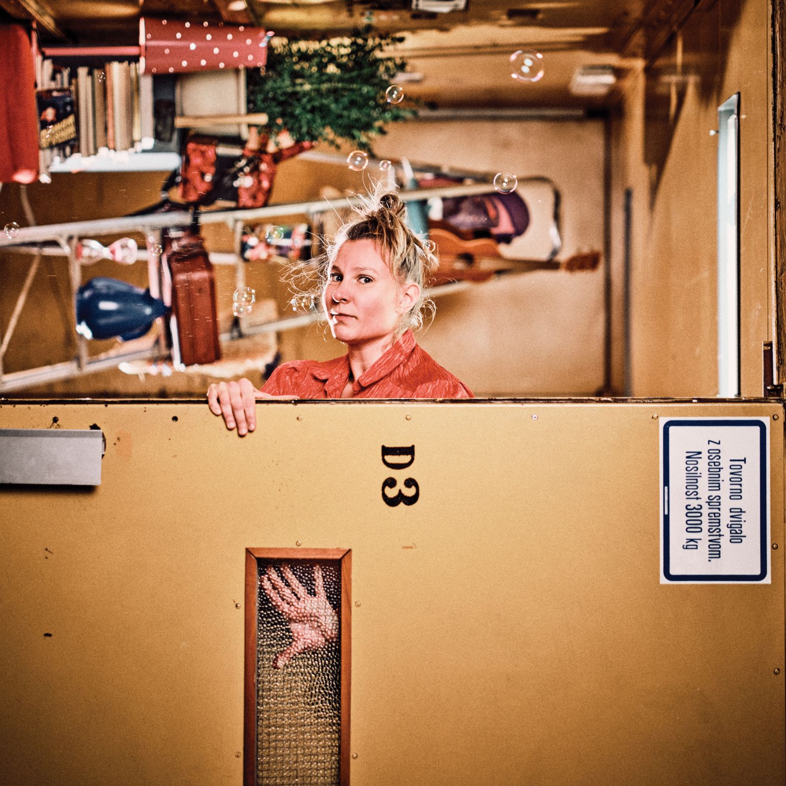 Maja Dekleva Lapajne / Performerka in režiserka, ki jo navdihujejo medosebni odnosi