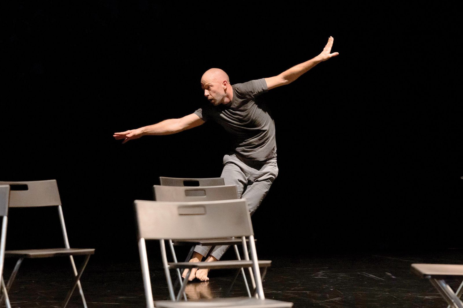 Jurij Konjar: Navkljub, premiera; CK Španski borci, LJ | Nada Žgank