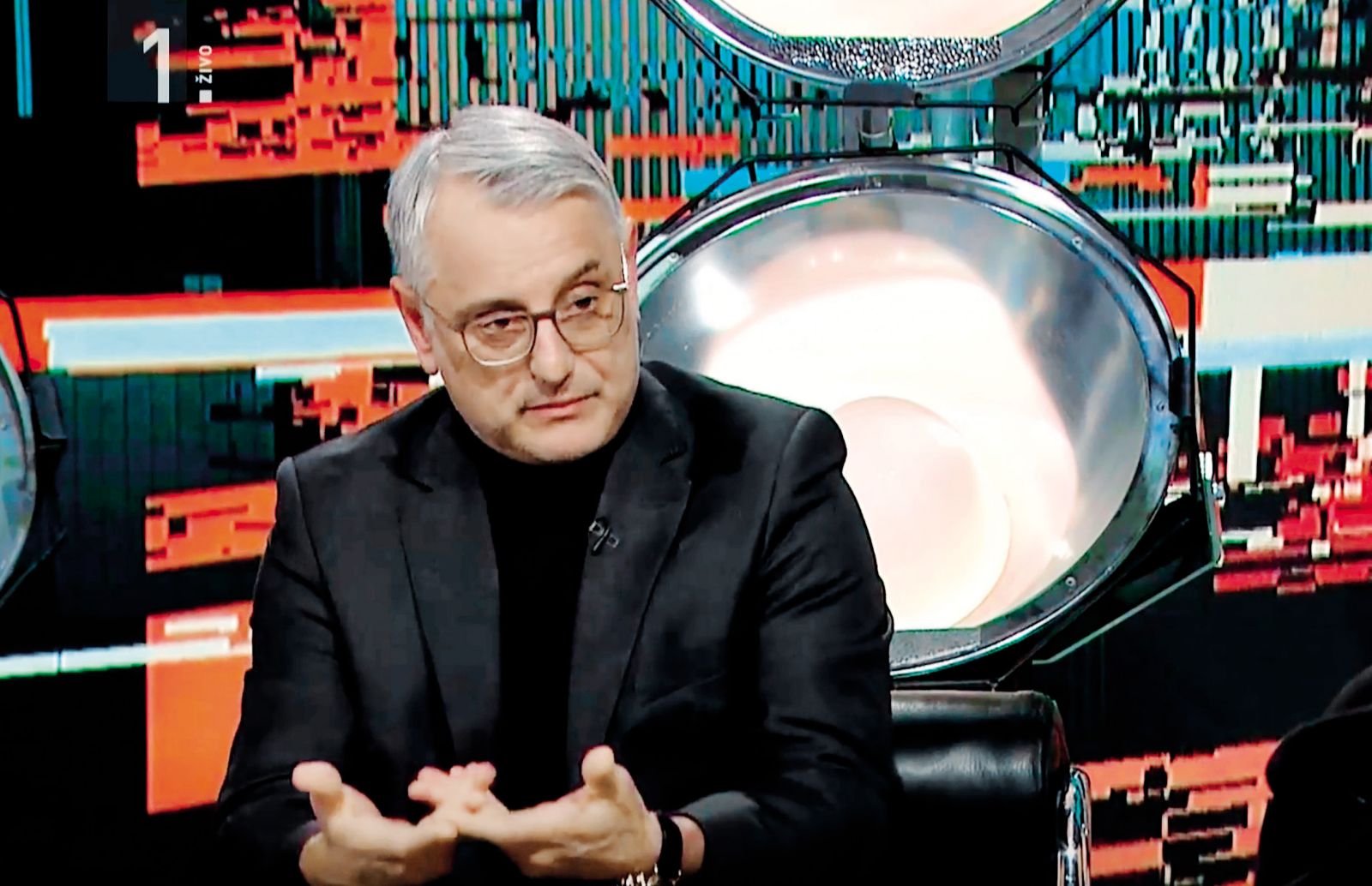 TV komentar / Kaj bi se lahko drugi politiki naučili od Matjaža Hana?