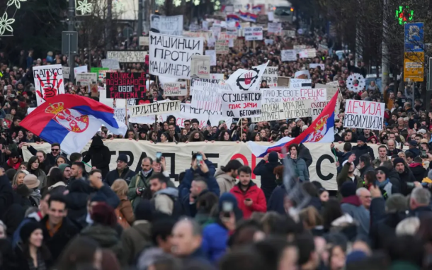 »Če bo mladim uspelo, ne bodo odgnali zgolj enega avtokrata, ampak celotno epoho«