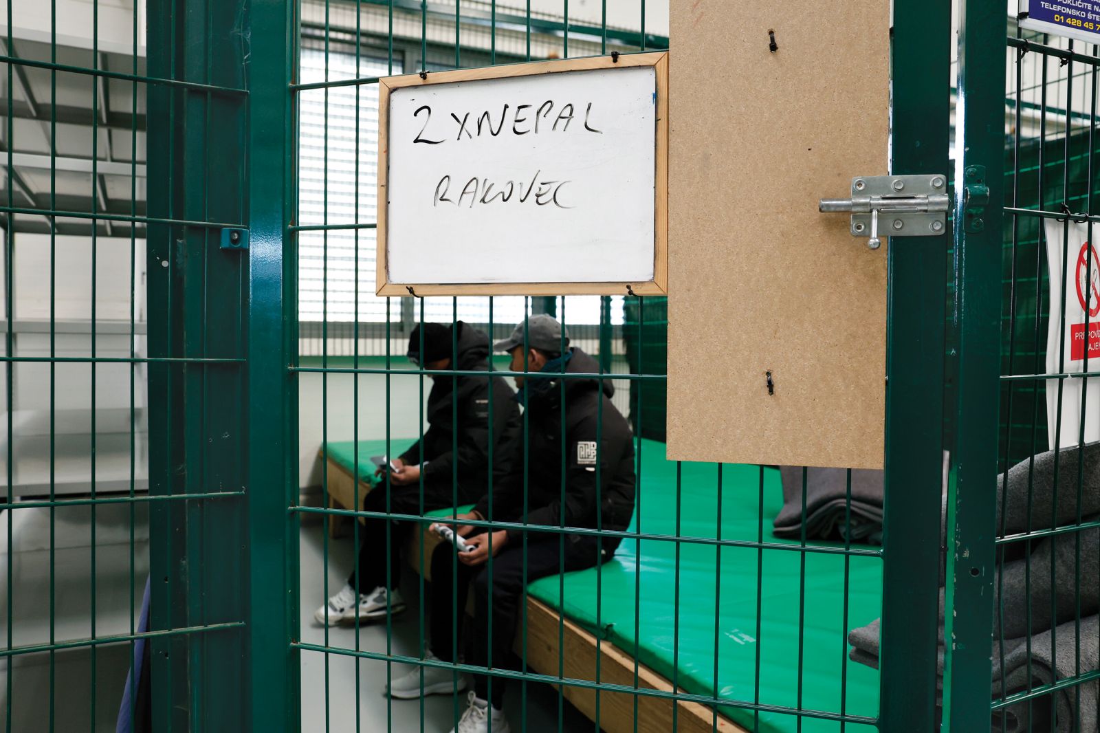 Zavetišče za živali ali za ljudi?