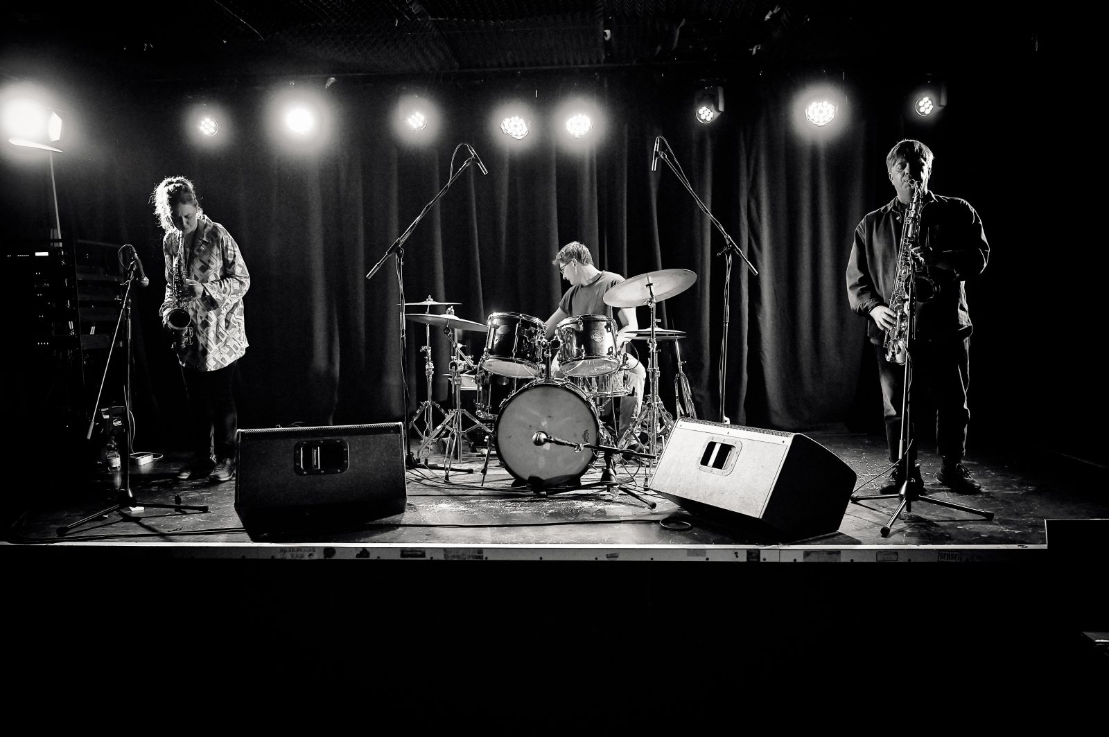 CUT TRIO: Feichtmair / Resnik / Kušar (A-SLO); FRI Forma, Klub Gromka, AKC Metelkova mesto, LJ | Jože Balas – FOTO NOTE