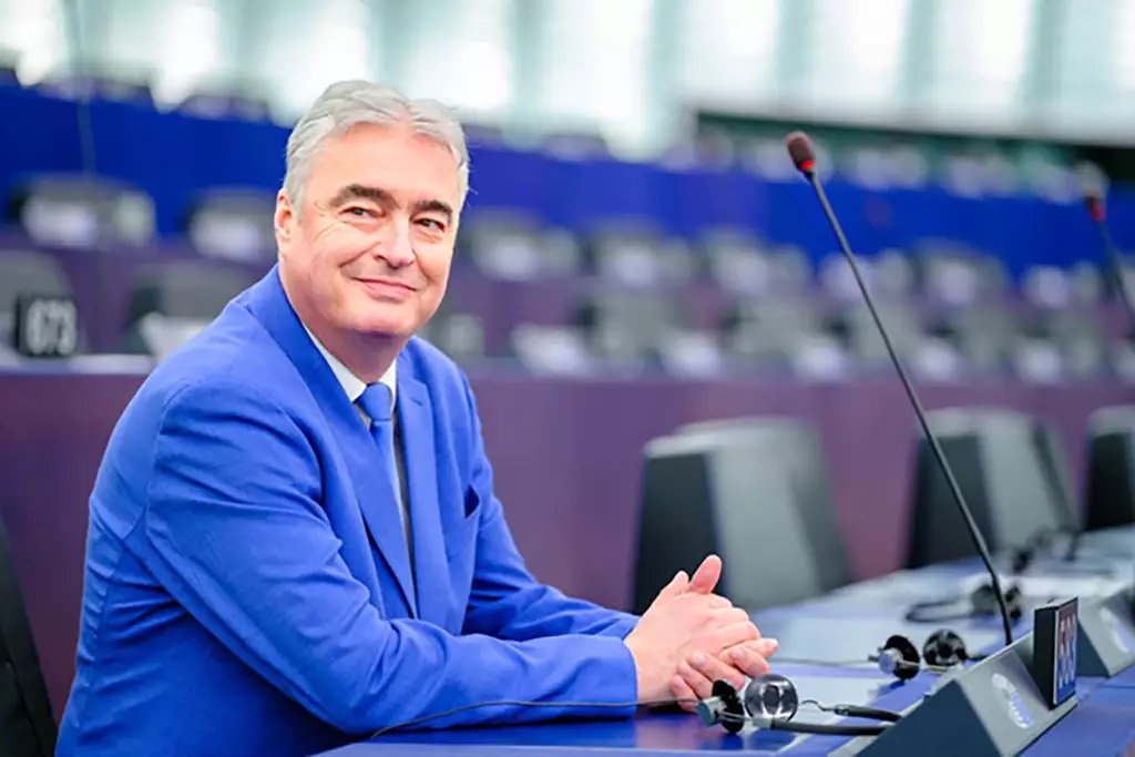 Na razstavi o fojbah skrajno desnega evroposlanca je imel nagovor tudi Milan Zver 