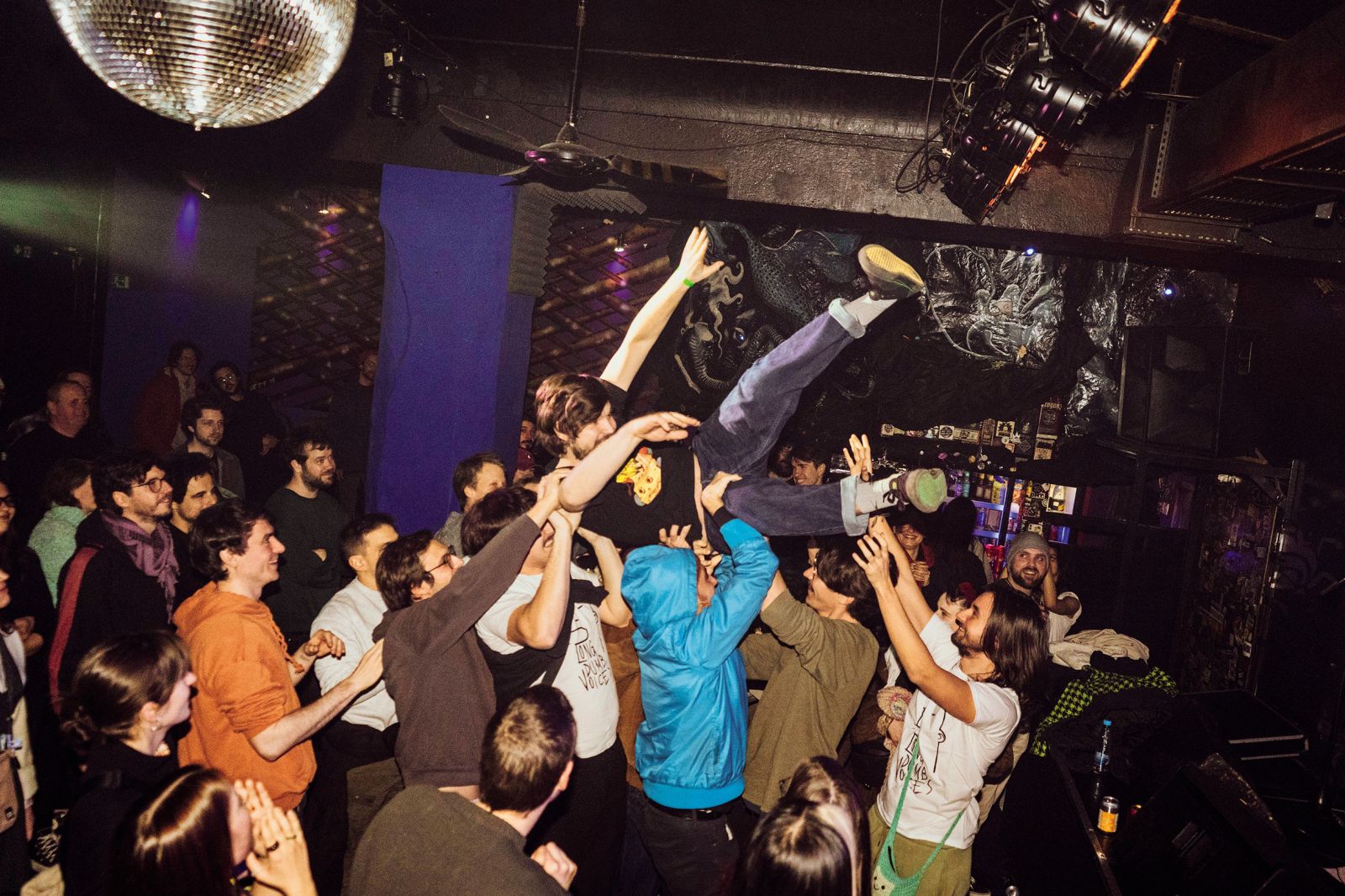 Long Dumb Voices; občinstvo, klub Channel Zero, AKC Metelkova mesto, LJ | Izak Kermc