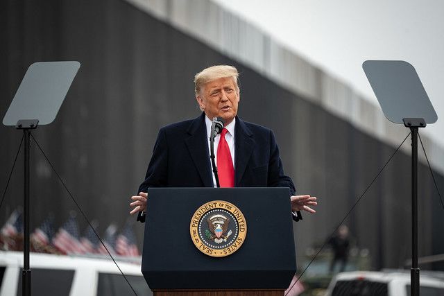 Donald Trump / »Ko bodo začeli pobijati več tisoč ljudi, bom ukazal posredovanje«