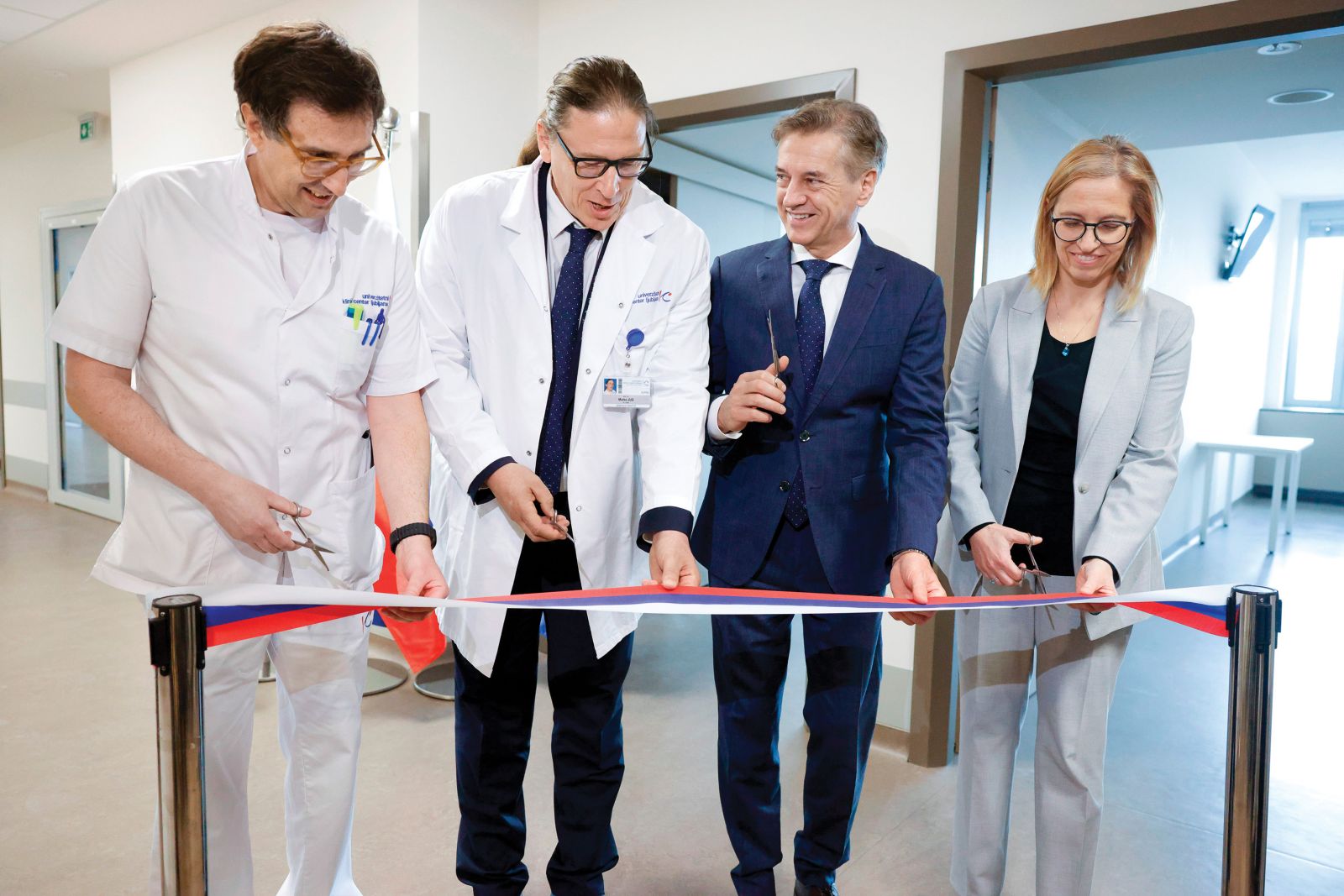 Odprtje prenovljenih prostorov v 8. nadstropju UKC Ljubljana | Luka Dakskobler