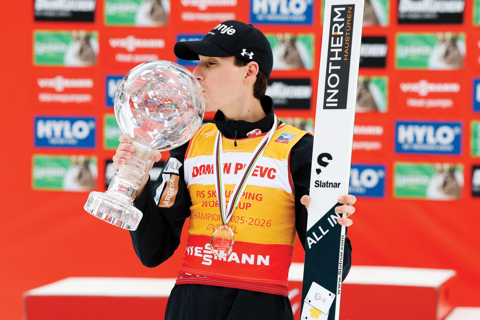 Domen Prevc, najboljši skakalec na svetu, dobitnik malega in velikega kristalnega globusa, finale svetovnega pokala v smučarskih skokih, Planica | Borut Krajnc
