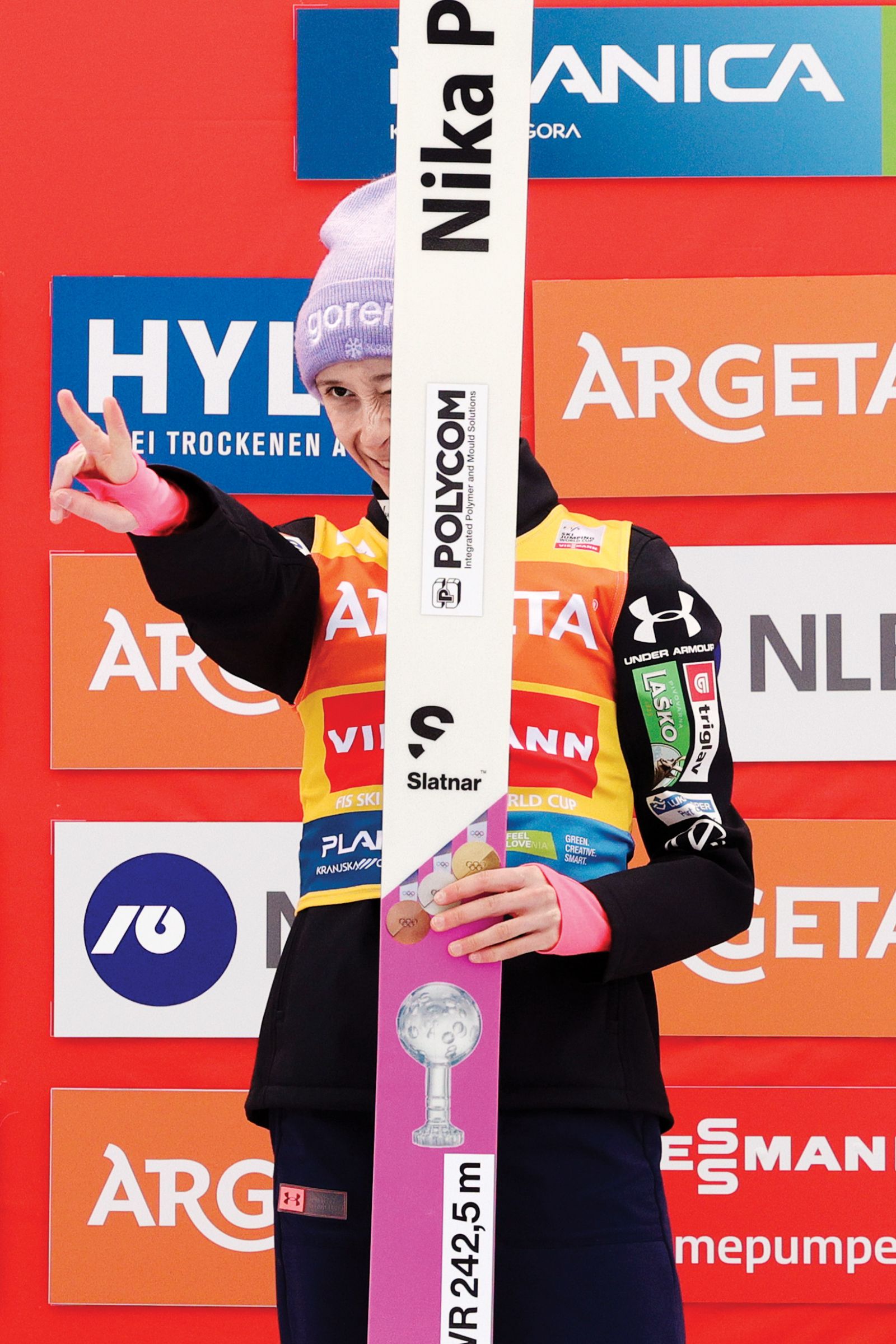 Nika Prevc, najboljša skakalka na svetu, dobitnica velikega kristalnega globusa, finale svetovnega pokala v smučarskih skokih, Planica | Željko Stevanić/IFP