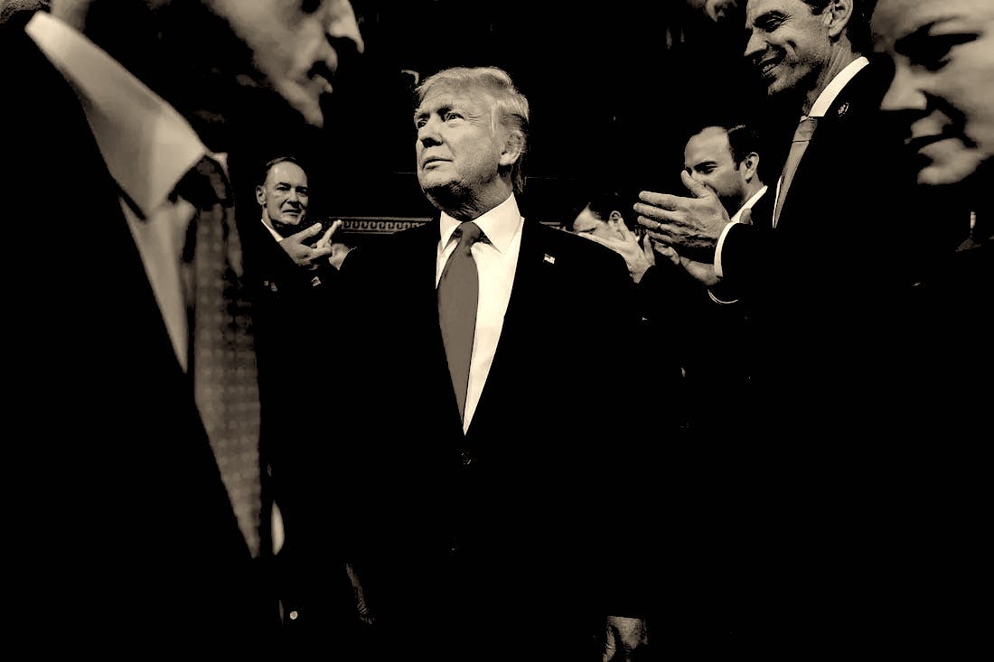Po strelih evakuirali Trumpa&nbsp;