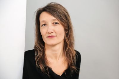 Dr. Mojca Pajnik, profesorica na Fakulteti za družbene vede in raziskovalka na Mirovnem inštitutu