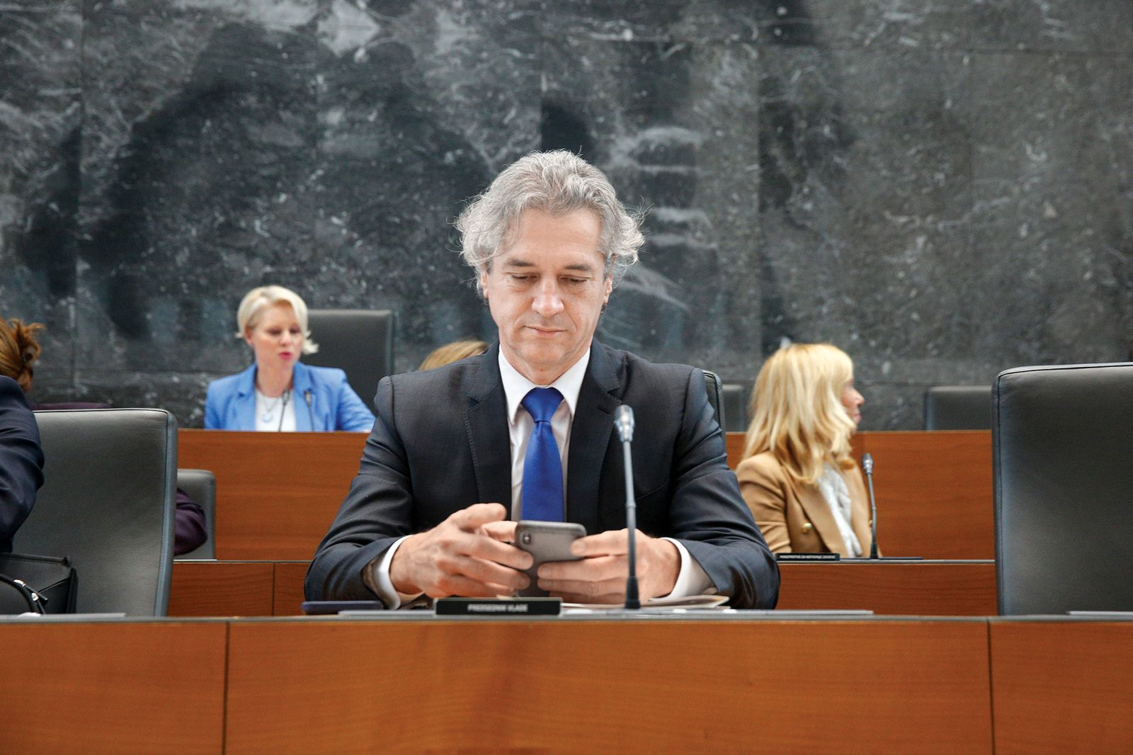 Integriteta in dva SMS-ja