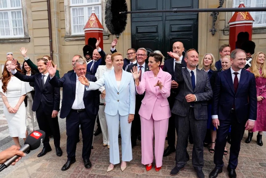 Prvič več ministric kot ministrov