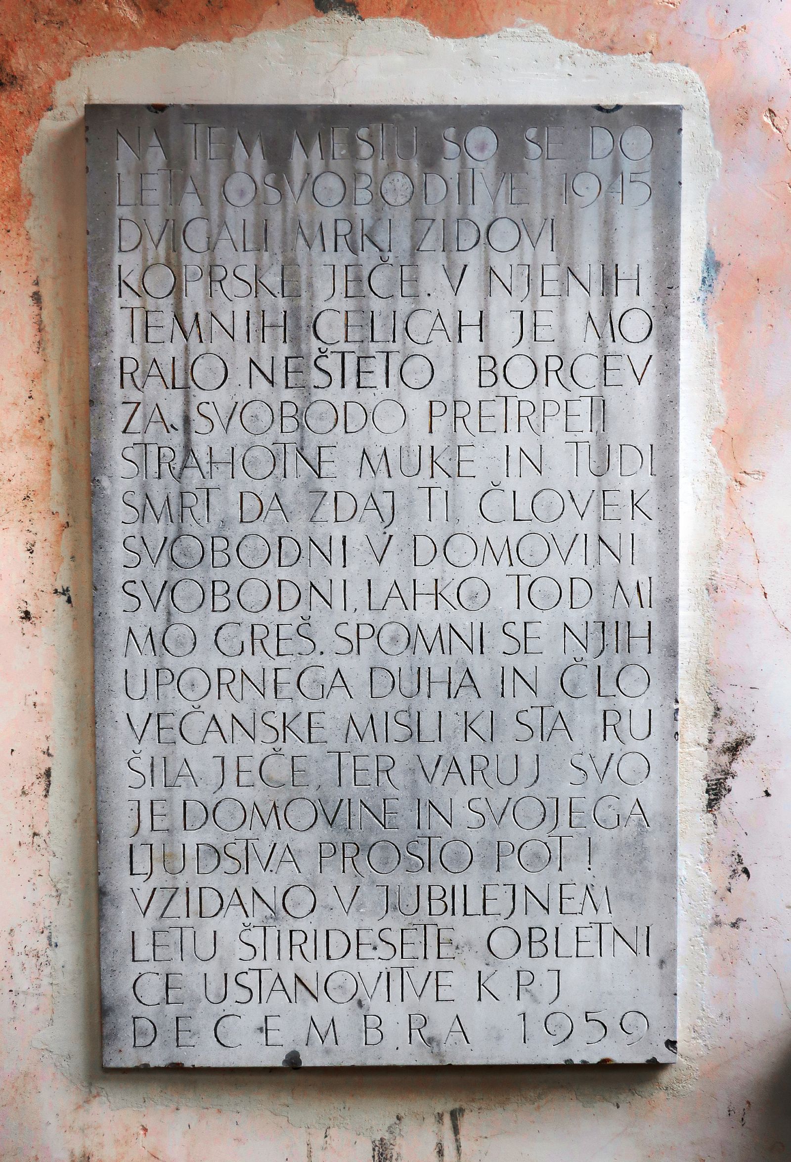 Pozabljena spominska plošča