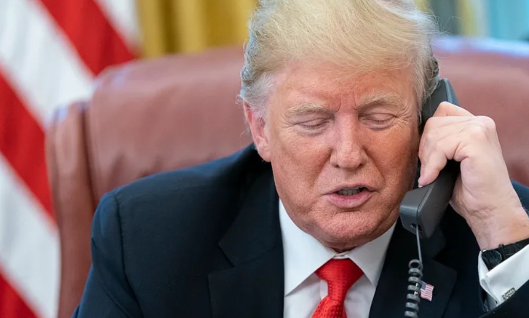 Trump / »Izrael in Iran morata nemudoma prenehati streljati«