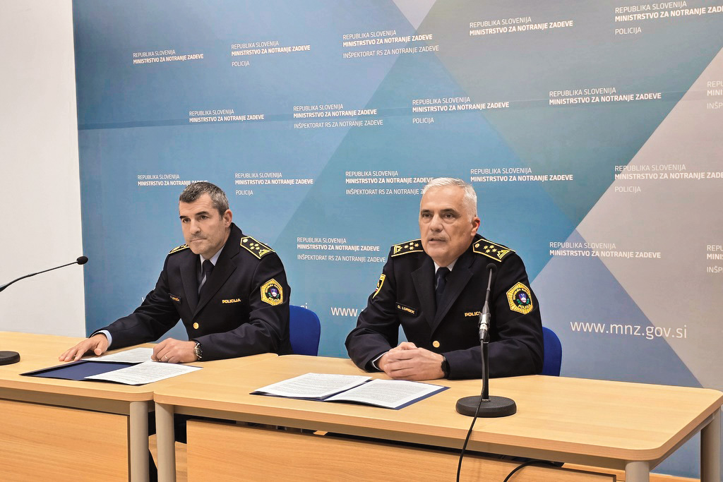 Novi prvi mož policije Danijel Lorbek, ki je v tistem času vodil uniformirano policijo in operativno vodil policiste med protesti.