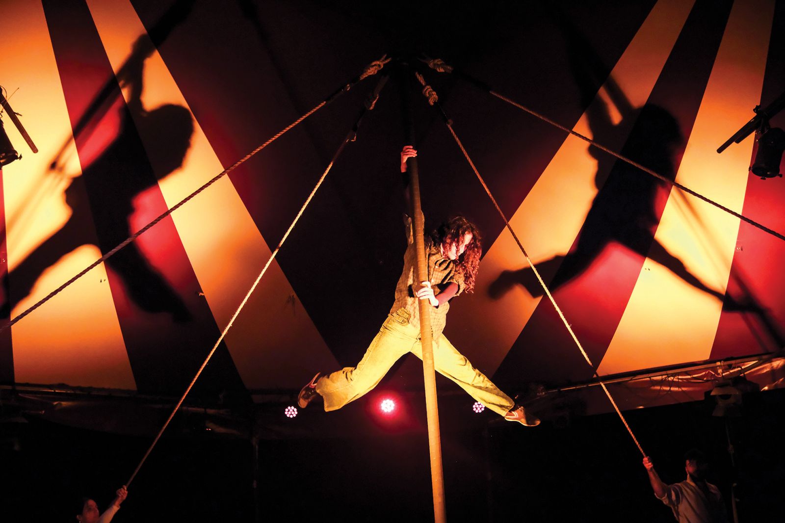 Palestinski cirkus (PS): Sarab, 19. mednarodni festival Klovnbuf, Cirkuški šotor, Ambrožev trg, LJ | Janez Zalaznik