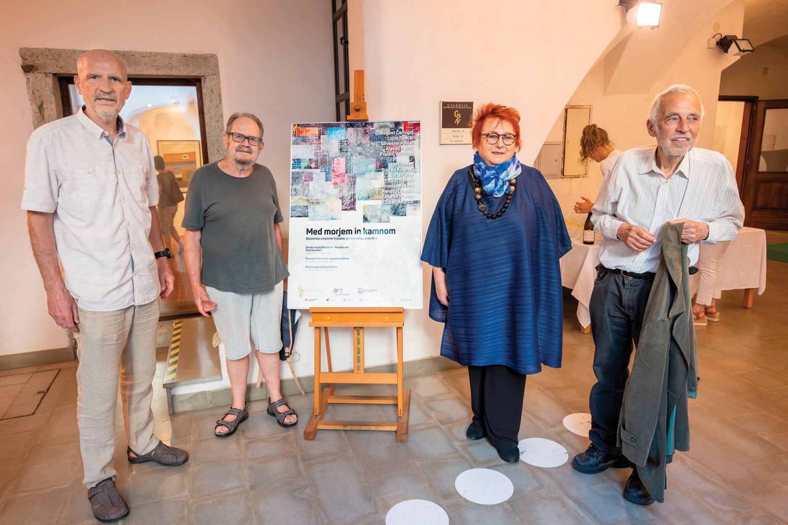 Med morjem in kamnom, razstava; Marko Arnež, Marko Kravos, Tatjana Rojc, Franc Vecchiet; Galerija Prešernovih nagrajencev, KR | Primož Pičulin