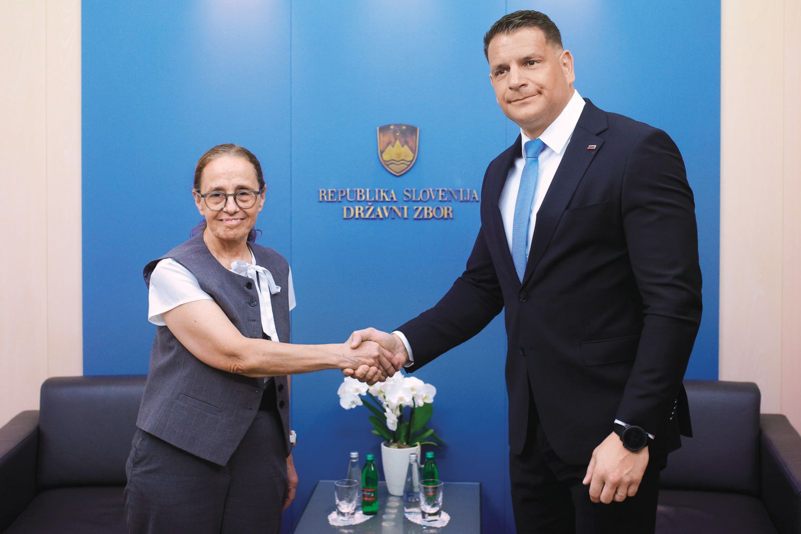 Predsednik državnega zbora Zoran Stevanović med protokolarnim srečanjem z veleposlanico Izraela Ruth Cohen-Dar