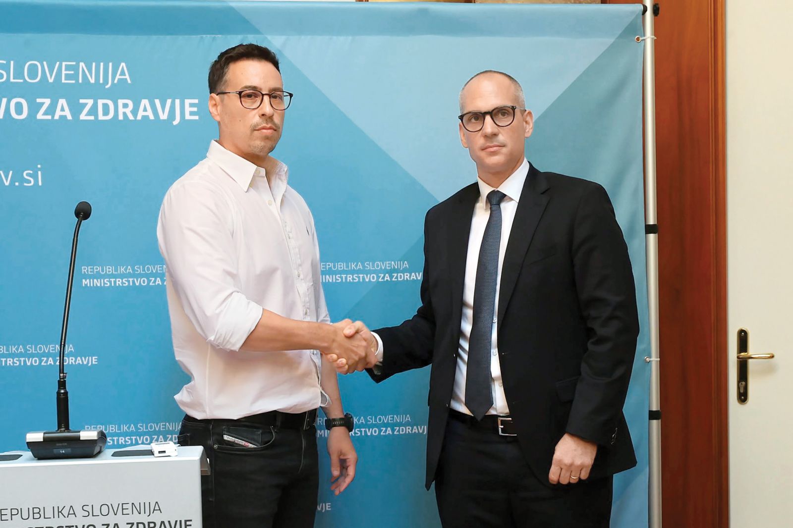 Všečki za ministra Ostrca