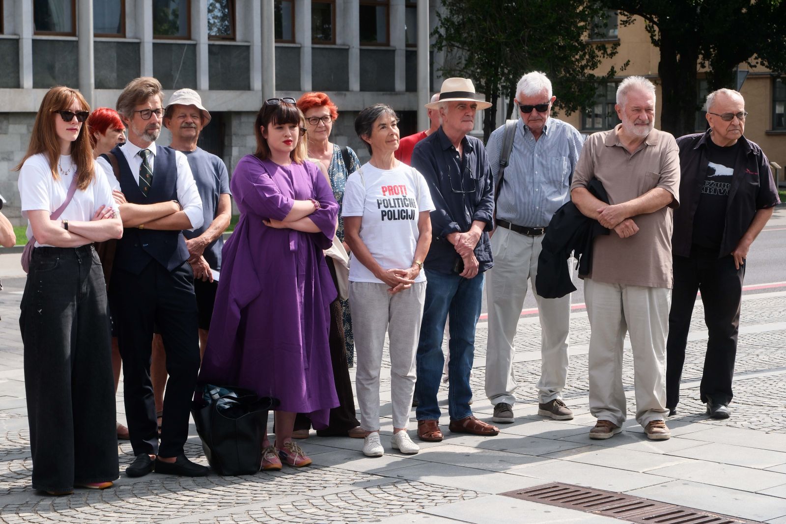 Vloženih okoli 44.600 podpisov za referendum