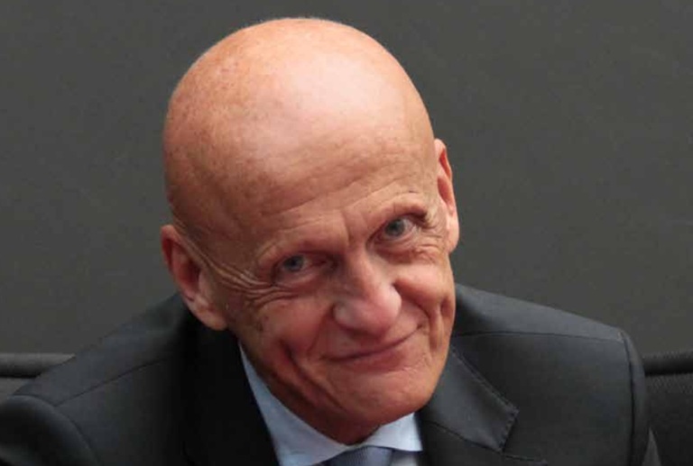 Kaj najslavnejši nogometni sodnik najbolj zavida Sloveniji