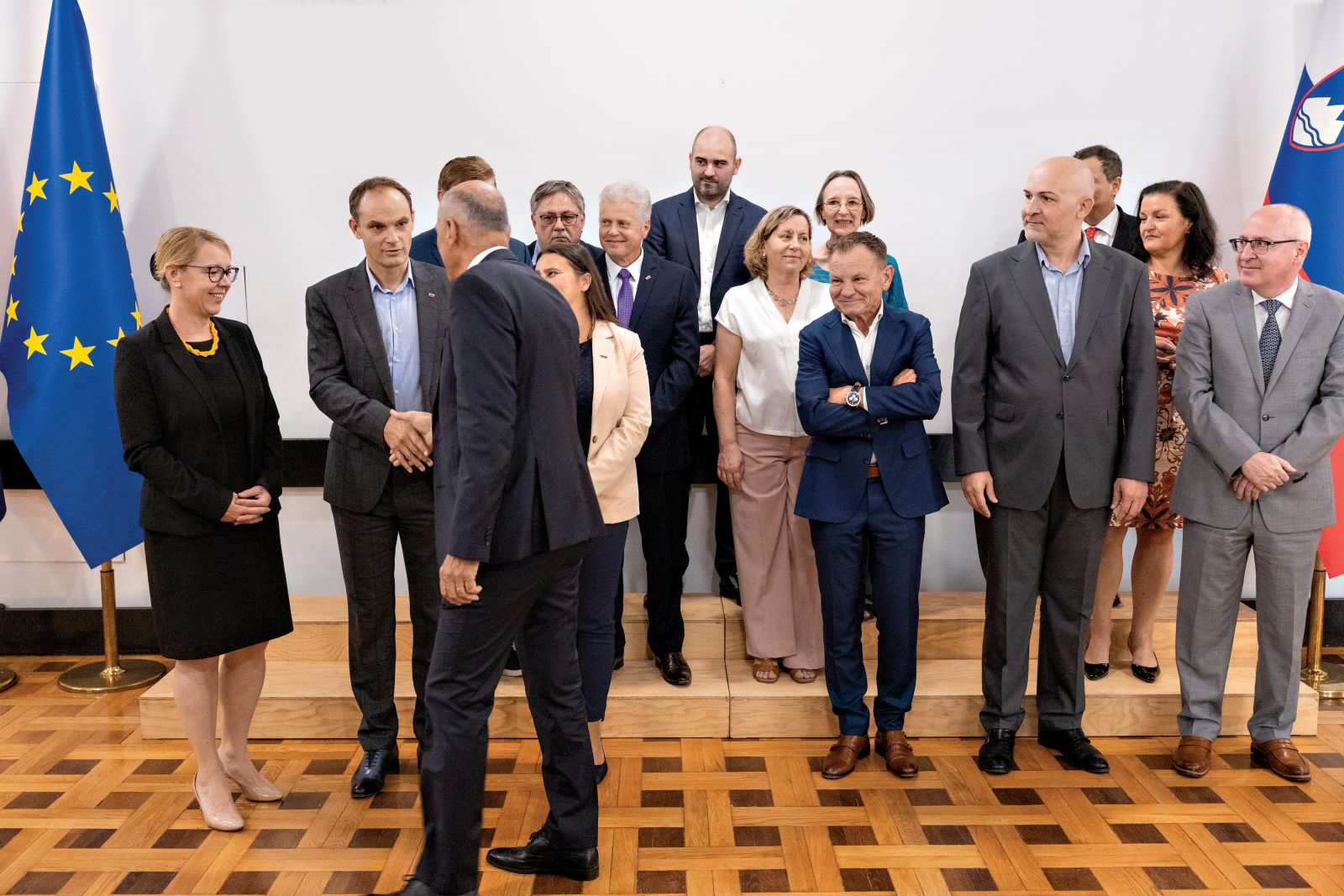 Skok – v diktaturo?
