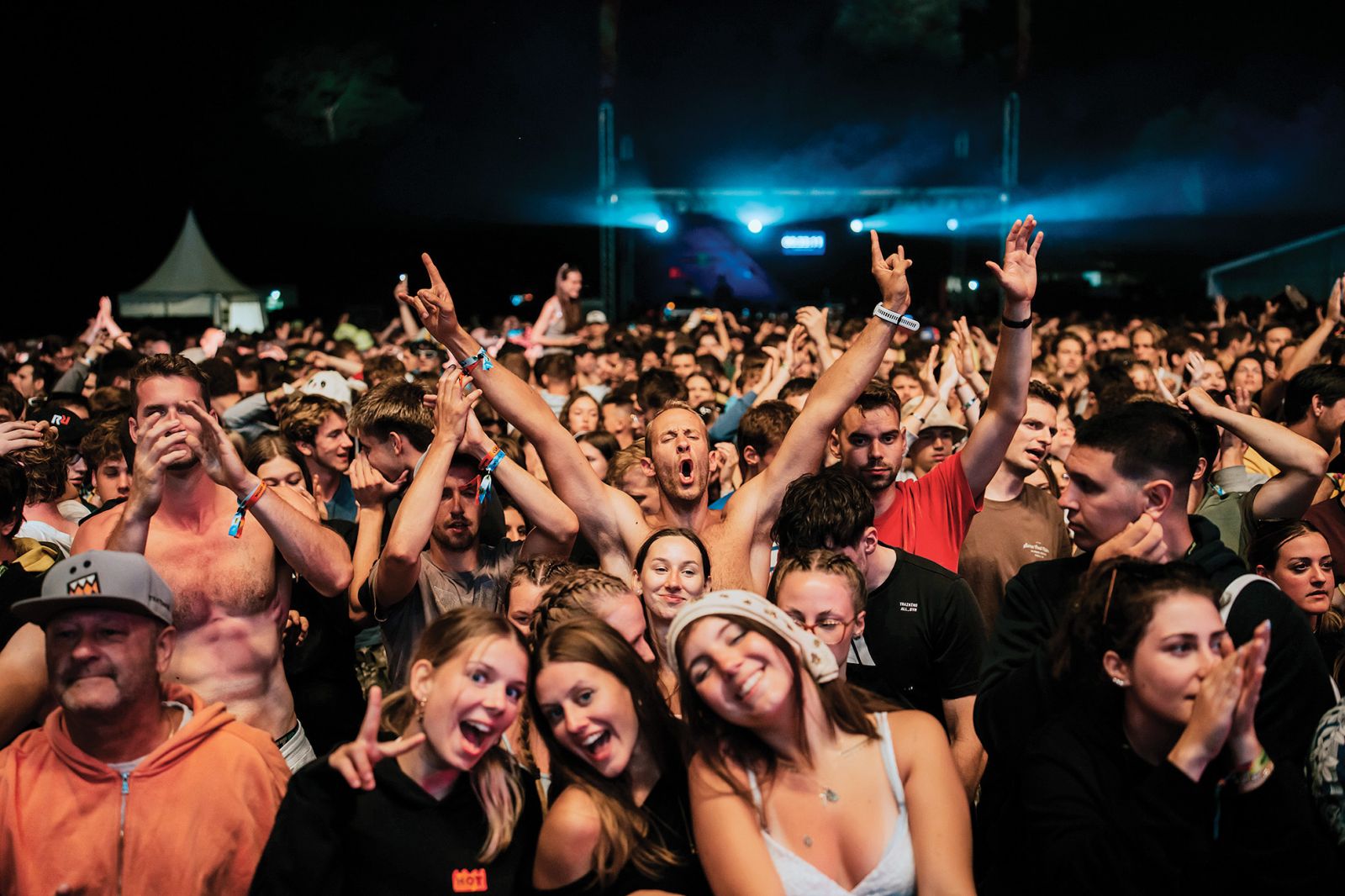 Castle festival, glasbeni festival na idilični lokaciji ob reki Kolpi, Fara, Metlika | Iztok Volf