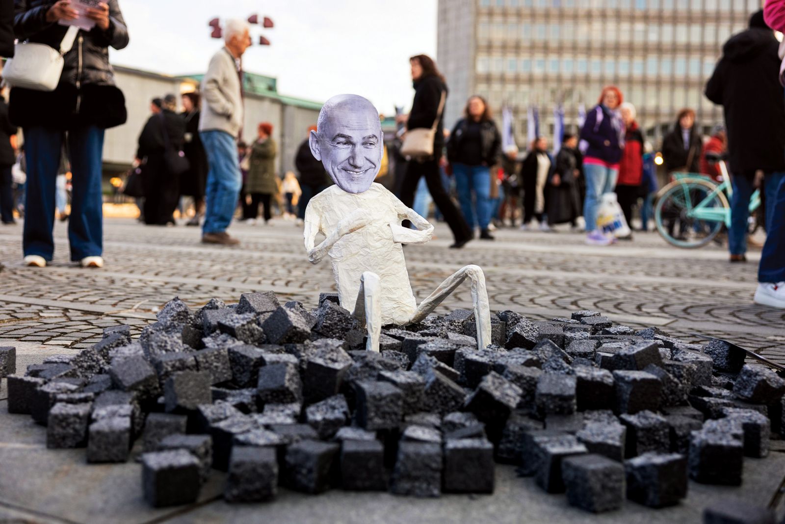 Kaj je s primerom Black Cube?