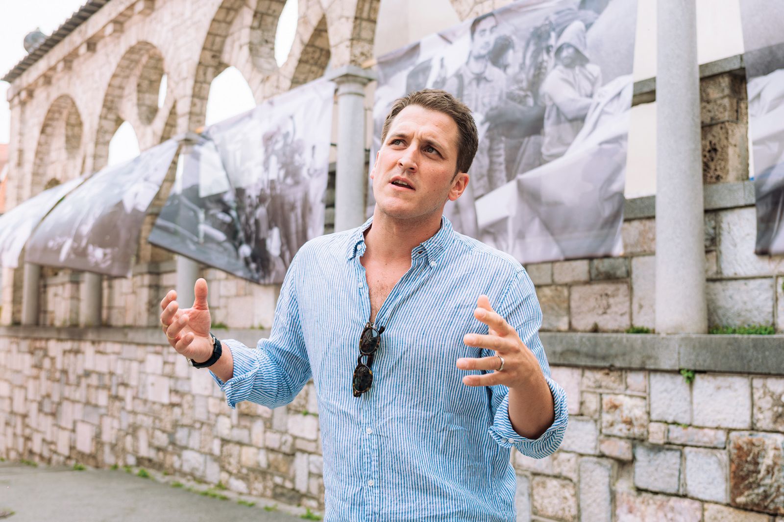 Jošt Franko: Dež in megla. In včasih sonce., Plečnikove arkade | Primož Pičulin