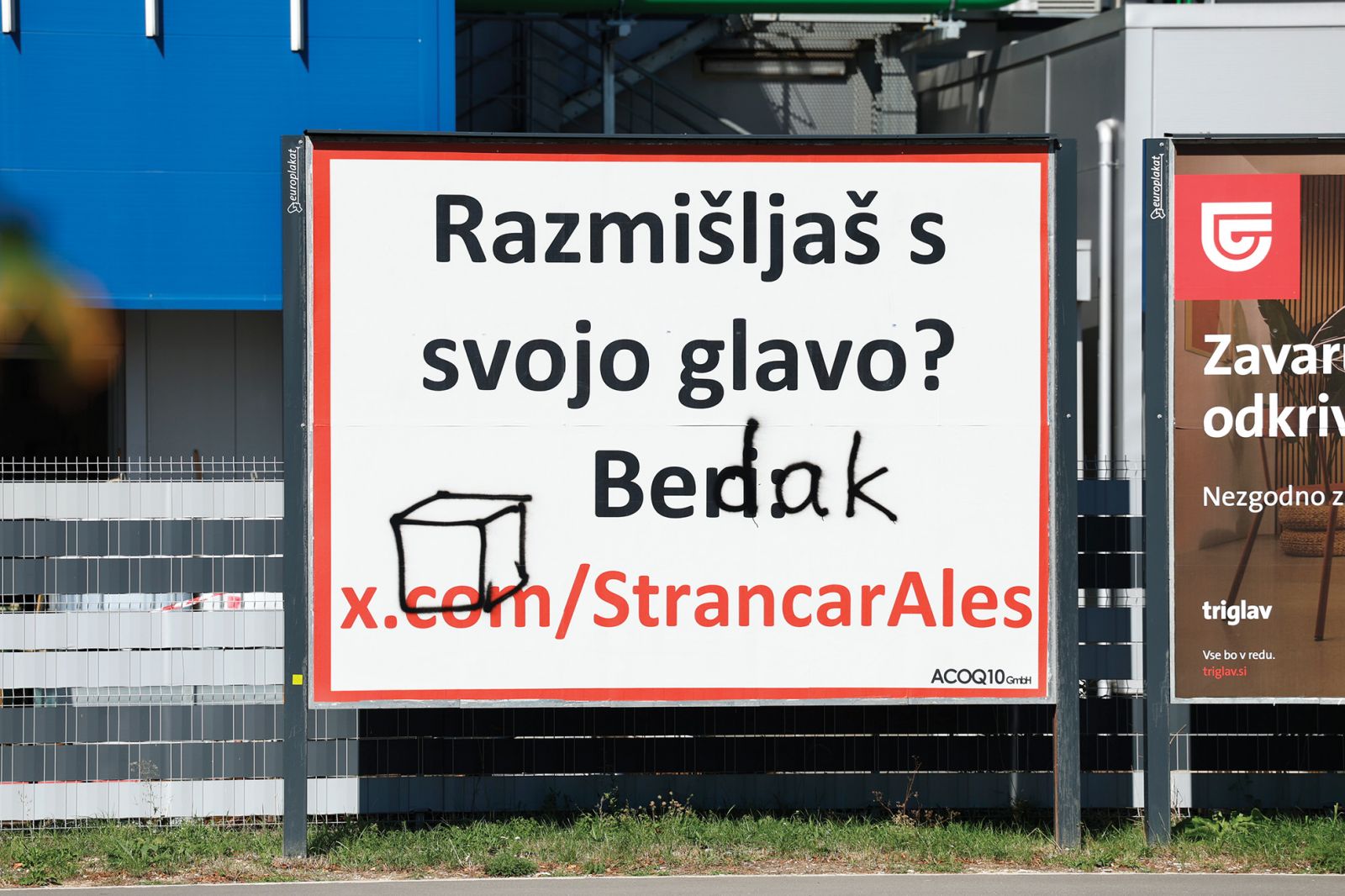 Diverzantska akcija proti smetenju s političnimi plakati | Borut Krajnc