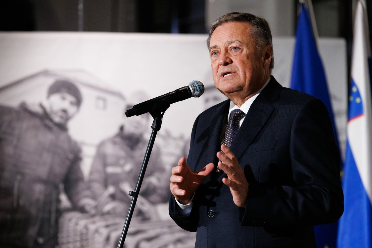 Janković proti Palestinski ulici