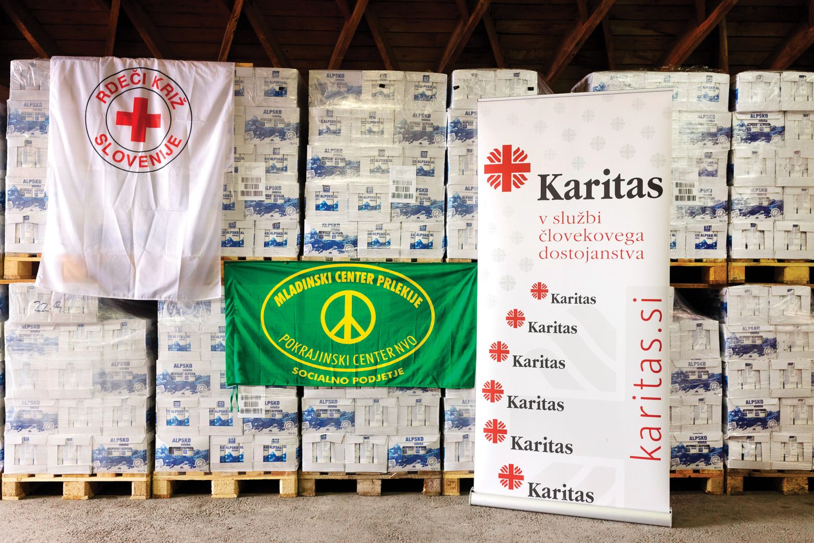 Vlada bi z nevladnimi organizacijami obračunala na hrbtih bolnih otrok