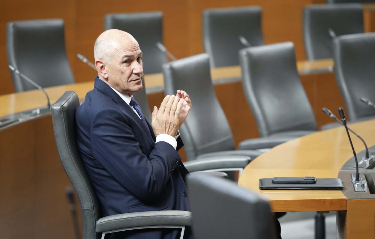 Janša bi povečal nadzor na zunanjih mejah