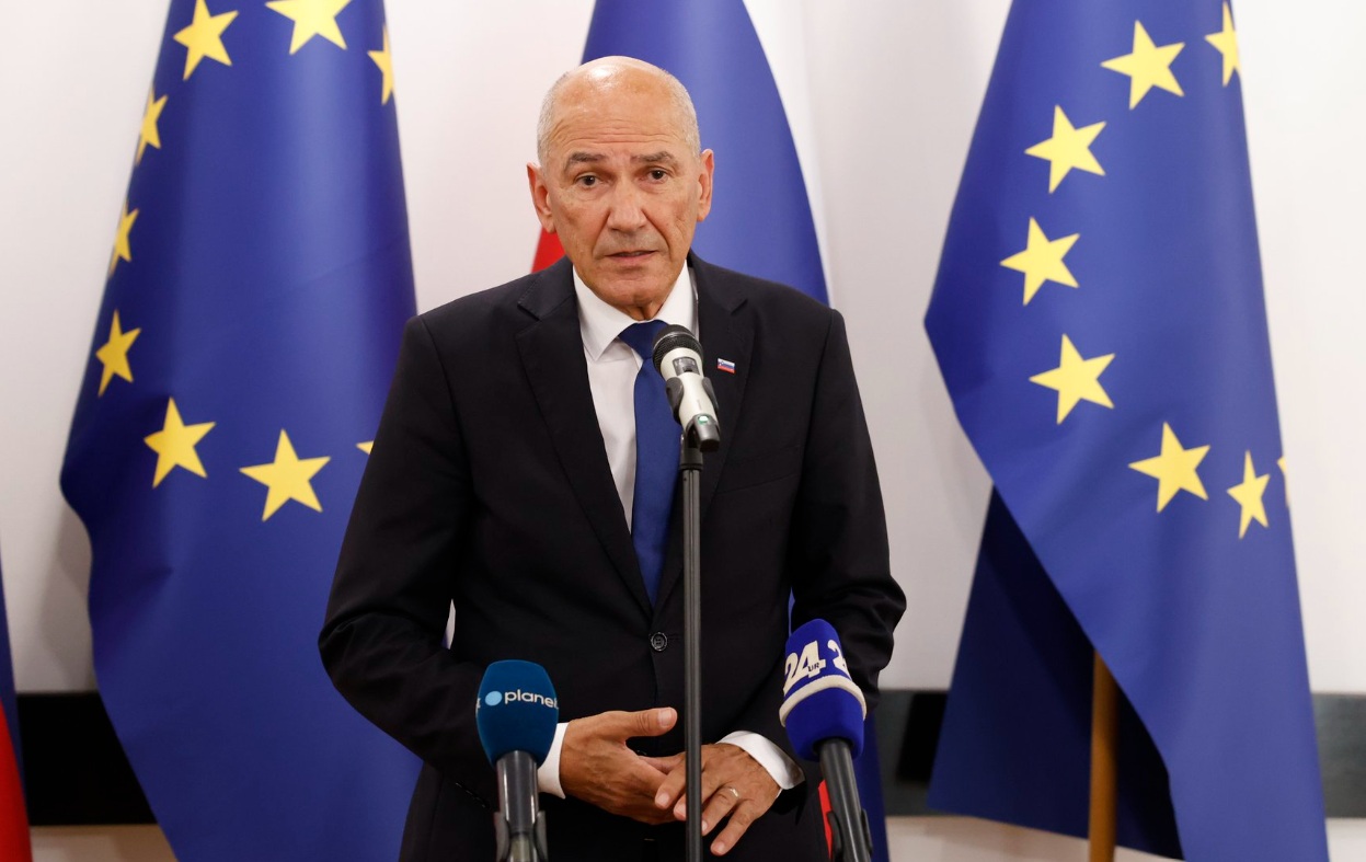 Janša napovedal še en referendum