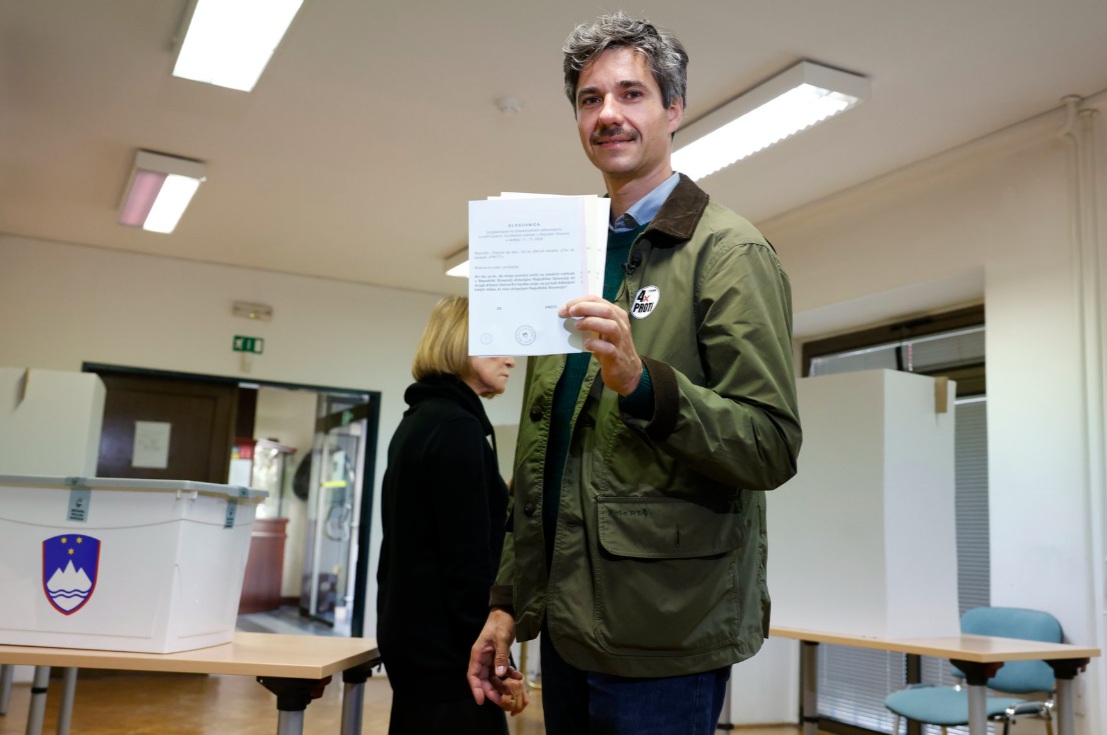 »Vladi Janeza Janše je treba postaviti mejo«